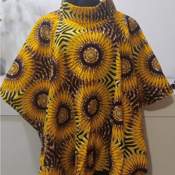 Capes - Picture 15 of 15